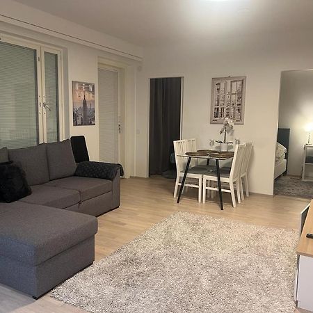 Modern City Apartment With Sauna Nearby The Airport ヴァンター エクステリア 写真