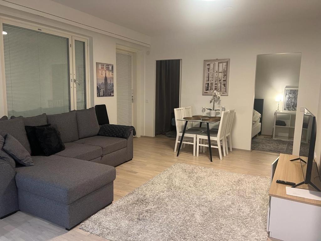 Modern City Apartment With Sauna Nearby The Airport ヴァンター エクステリア 写真
